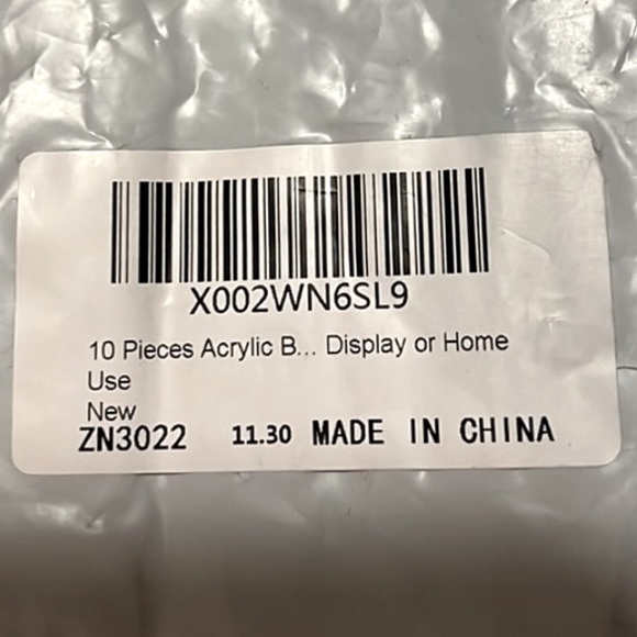 ❤️‍🔥✨Bundle of 6✨ Clear Acrylic Belt Display Stands/Belt Holder - Picture 7 of 8